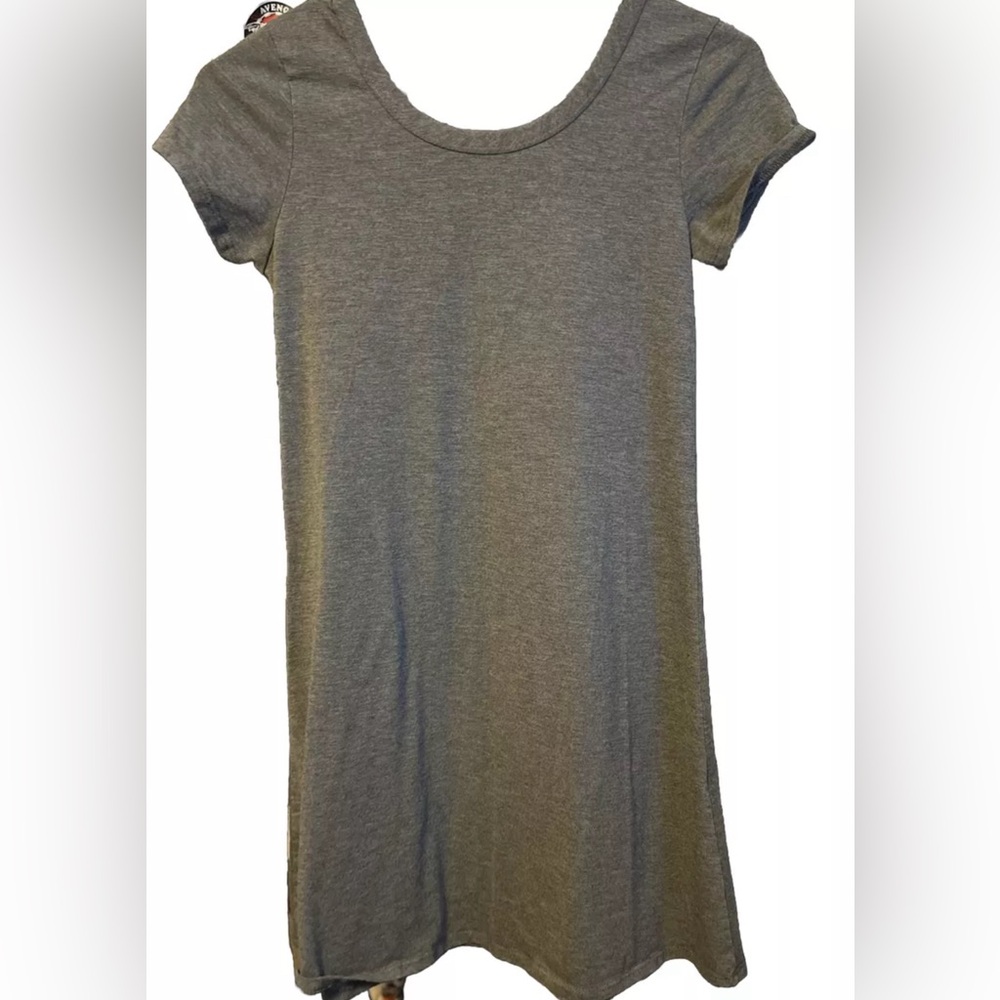Forever Rose T-shirt dress Gray Size Medium NWT